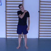 étirements des muscles du cou